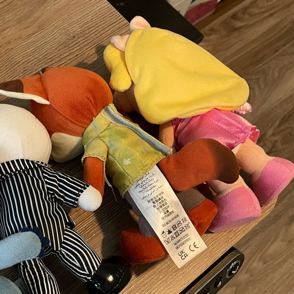 ⬇️Disney nuimos dolls plushes - Picture 2 of 2